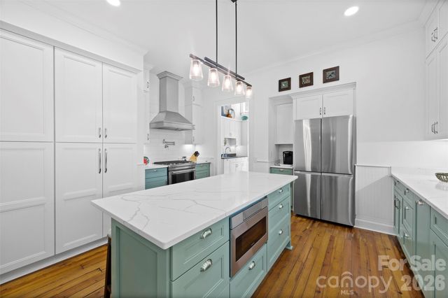 207 W Academy Street, Cherryville, NC 28021