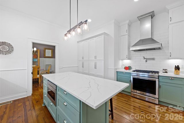 207 W Academy Street, Cherryville, NC 28021