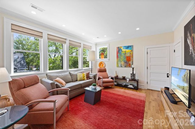 207 W Academy Street, Cherryville, NC 28021