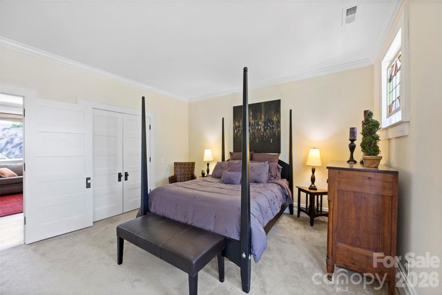 207 W Academy Street, Cherryville, NC 28021