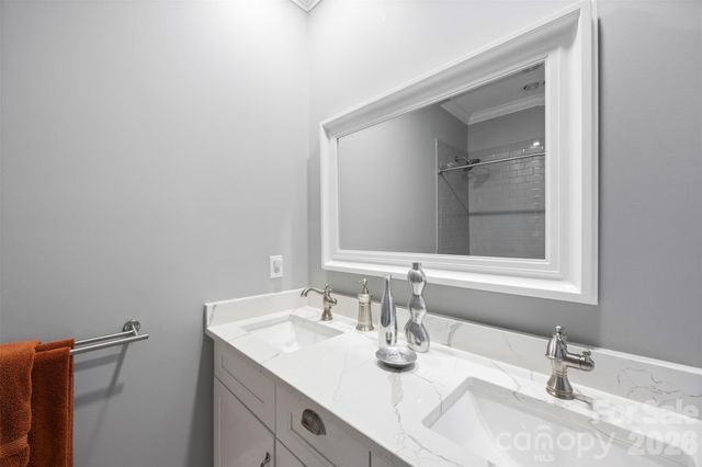 207 W Academy Street, Cherryville, NC 28021
