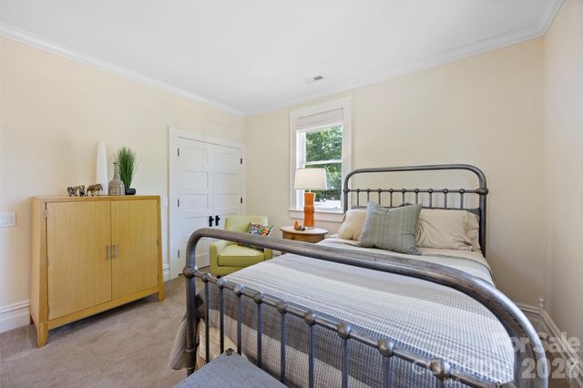 207 W Academy Street, Cherryville, NC 28021