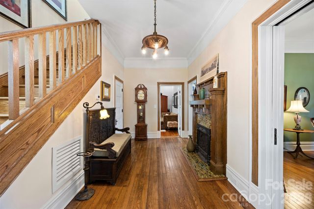 207 W Academy Street, Cherryville, NC 28021