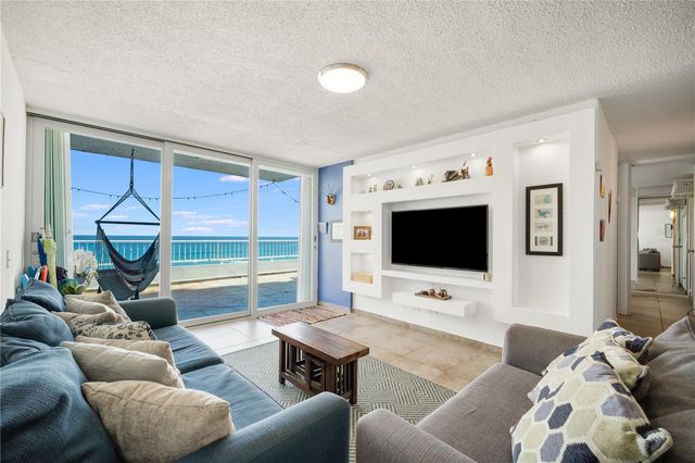 Torre Este CONDOMINIO SANDY HILLS Apt 1E, Luquillo, PR 00773