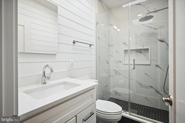 522 F ST NE, Washington, DC 20002