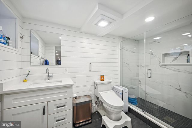 522 F ST NE, Washington, DC 20002