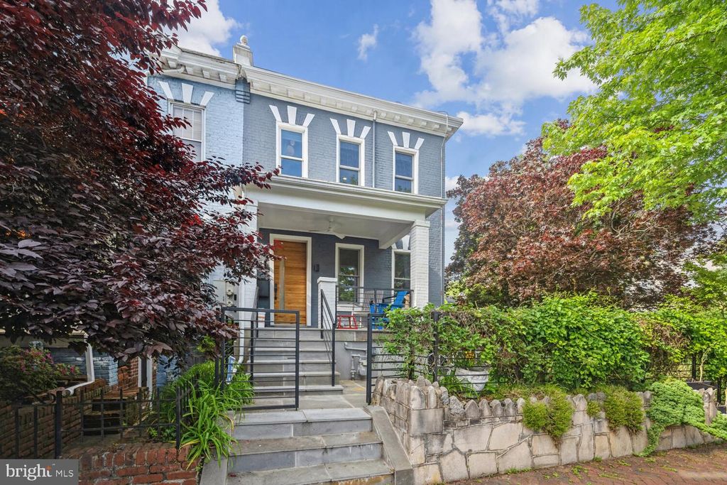 522 F ST NE, Washington, DC 20002