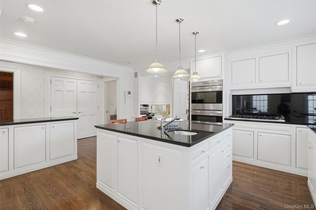 64 Pleasant Ridge Road, Harrison, NY 10528