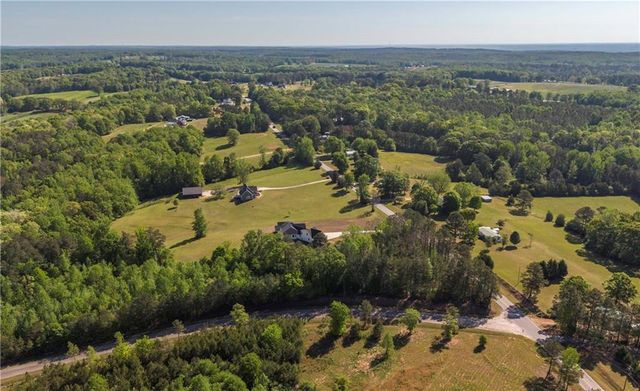 2392 Welcome Road, Roopville, GA 30170