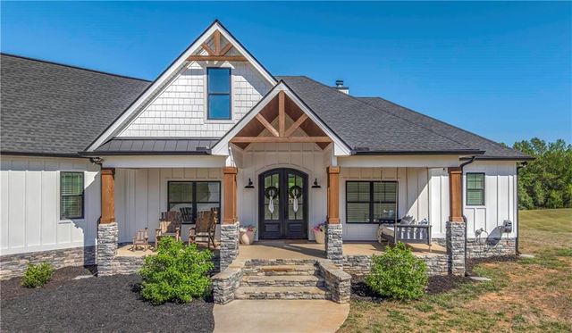 2392 Welcome Road, Roopville, GA 30170