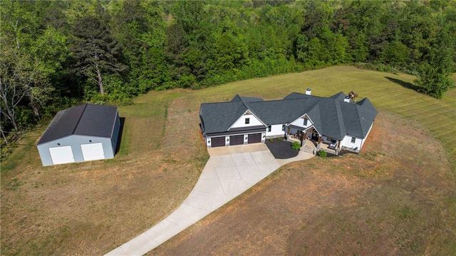 2392 Welcome Road, Roopville, GA 30170