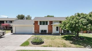 623 W 1635 N, Clinton, UT 84015