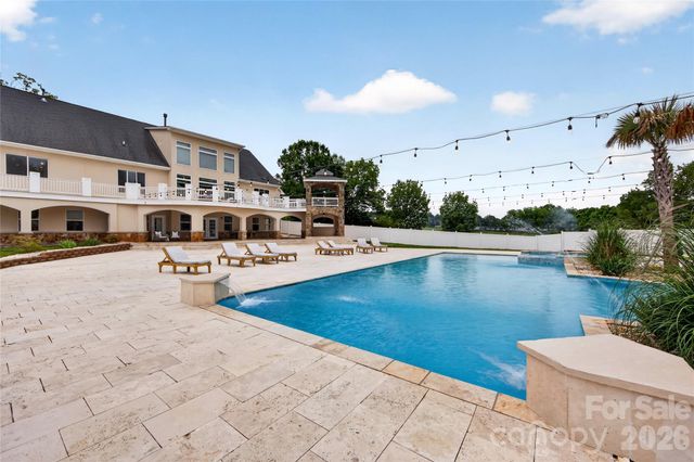 4511 Howey Farms Drive, Waxhaw, NC 28173