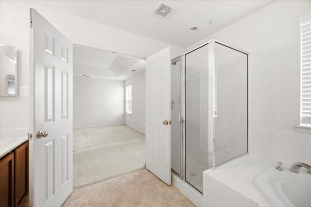 27 SPARKLING BROOK RD, Ranson, WV 25438