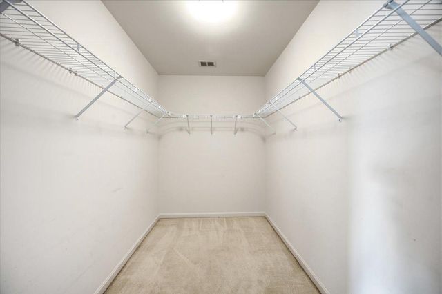 27 SPARKLING BROOK RD, Ranson, WV 25438