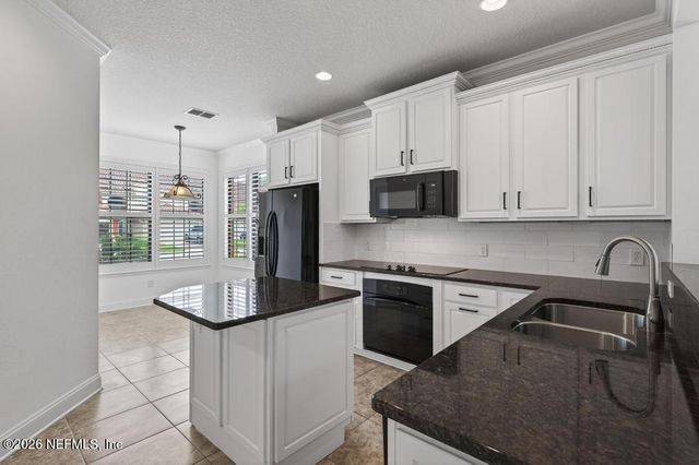13525 ISLA VISTA Drive, Jacksonville, FL 32224