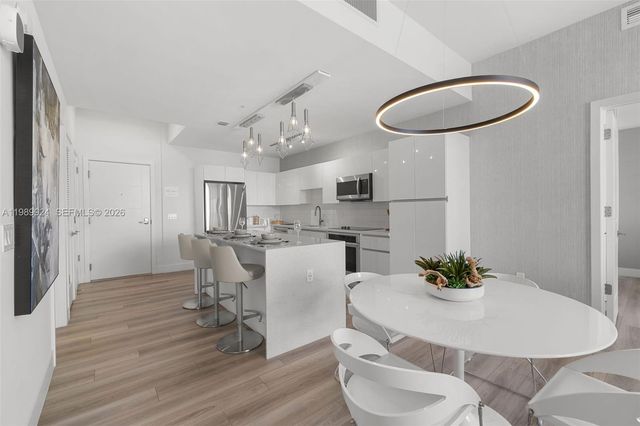 101 Diplomat Pkwy 1808, Hallandale Beach, FL 33009