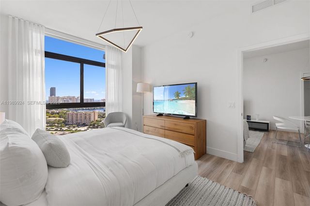 101 Diplomat Pkwy 1808, Hallandale Beach, FL 33009