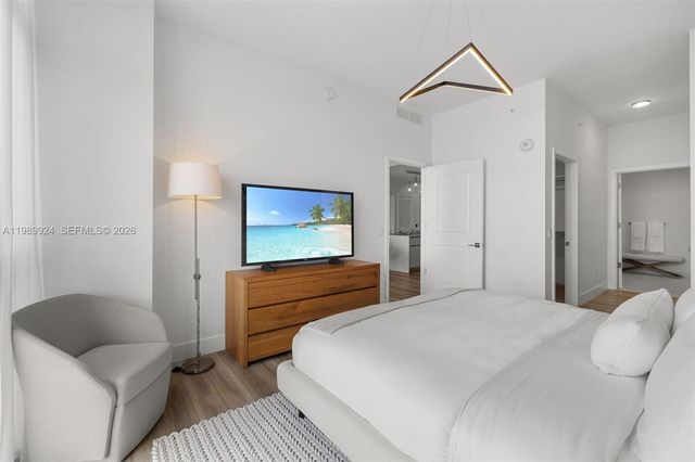 101 Diplomat Pkwy 1808, Hallandale Beach, FL 33009