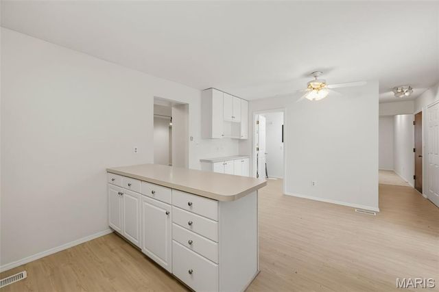 1538 Woodroyal West Drive, Chesterfield, MO 63017