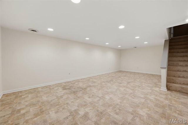 1538 Woodroyal West Drive, Chesterfield, MO 63017