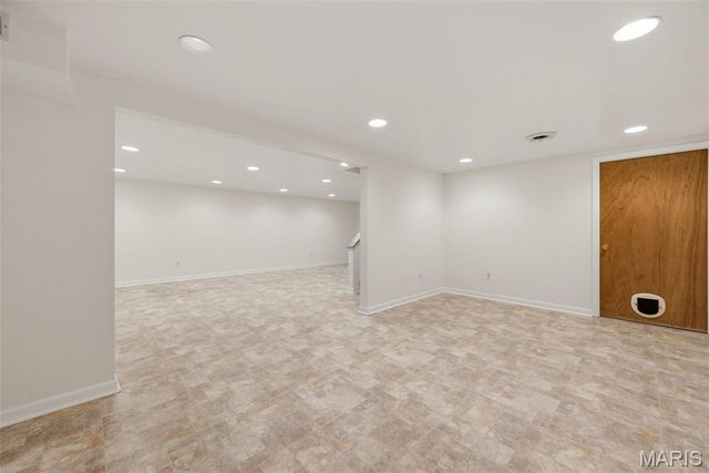 1538 Woodroyal West Drive, Chesterfield, MO 63017