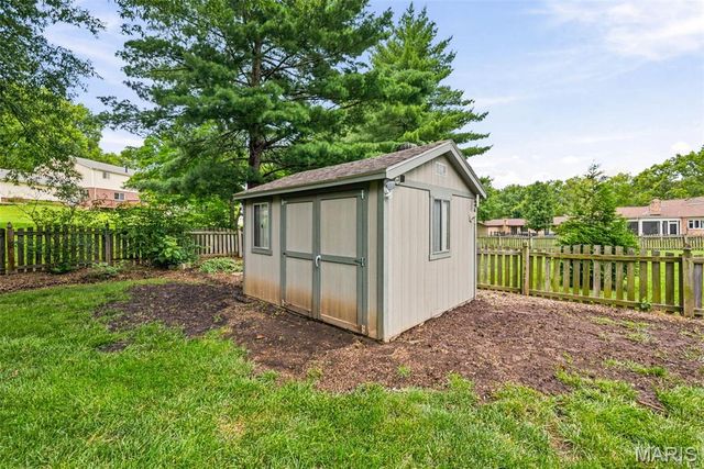 1538 Woodroyal West Drive, Chesterfield, MO 63017