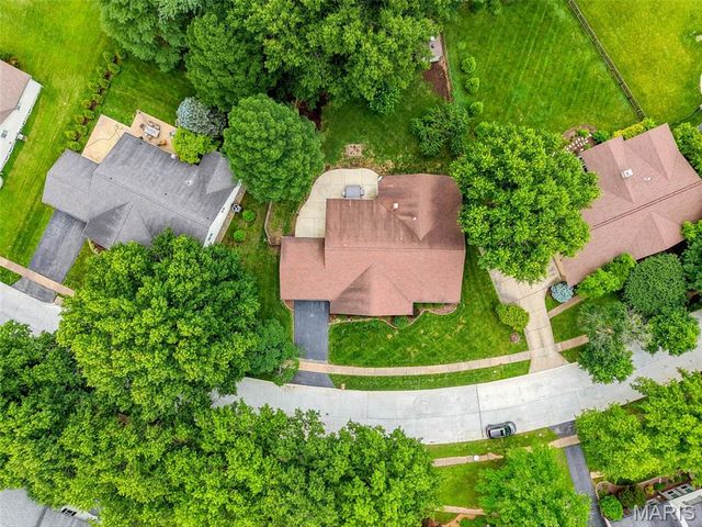 1538 Woodroyal West Drive, Chesterfield, MO 63017