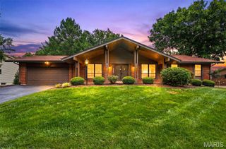 1538 Woodroyal West Drive, Chesterfield, MO 63017