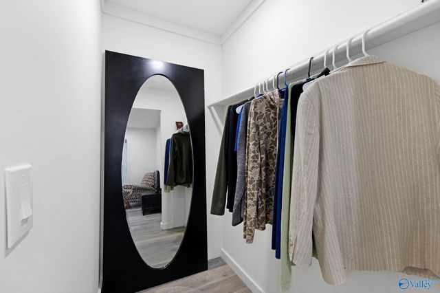 627 Gunter Avenue, Guntersville, AL 35976