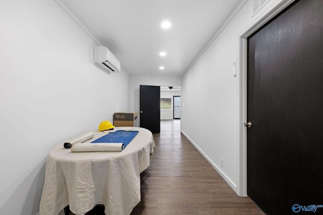 627 Gunter Avenue, Guntersville, AL 35976