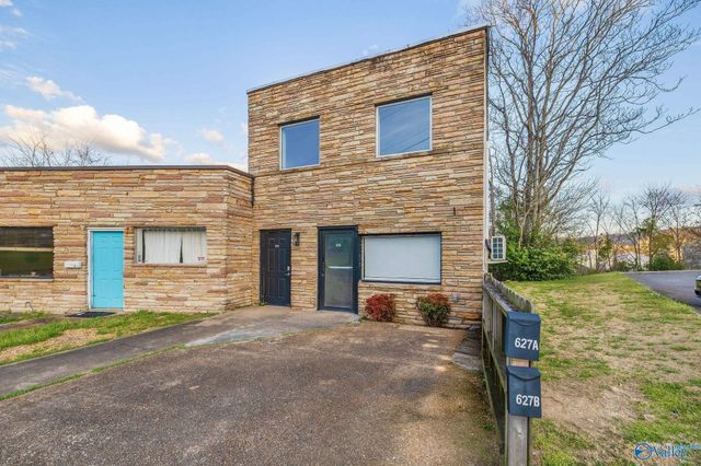 627 Gunter Avenue, Guntersville, AL 35976