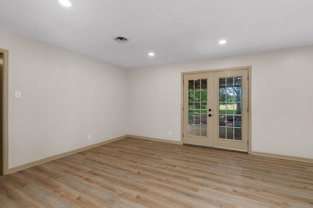 2317 Kelly Lynn Ln, Longview, TX 75605