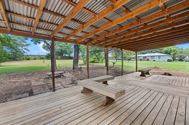 2317 Kelly Lynn Ln, Longview, TX 75605