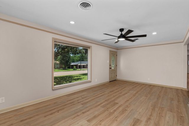 2317 Kelly Lynn Ln, Longview, TX 75605