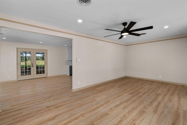 2317 Kelly Lynn Ln, Longview, TX 75605
