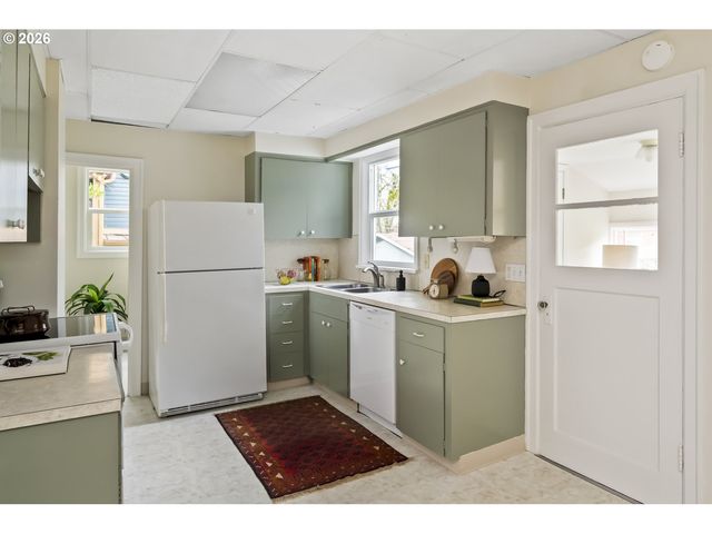 5515 N OBERLIN St, Portland, OR 97203