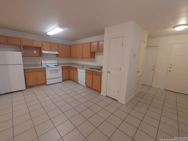 9013 MAVERICK DRAW, San Antonio, TX 78250