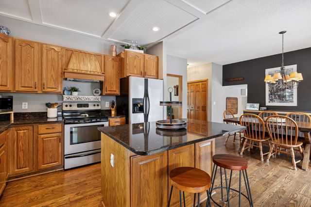 16862 Illinois Avenue, Lakeville, MN 55044