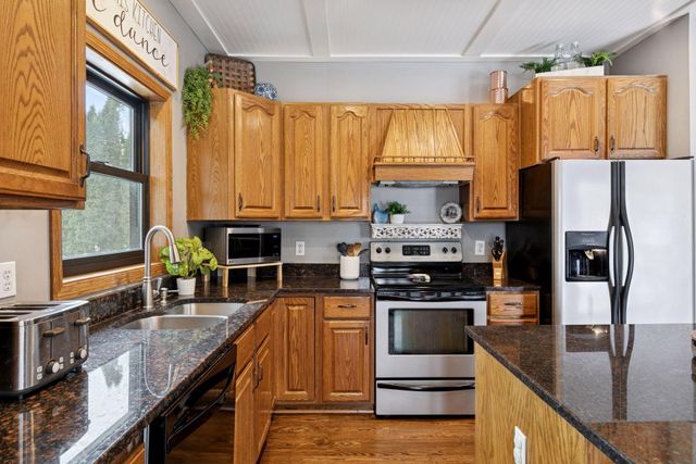 16862 Illinois Avenue, Lakeville, MN 55044