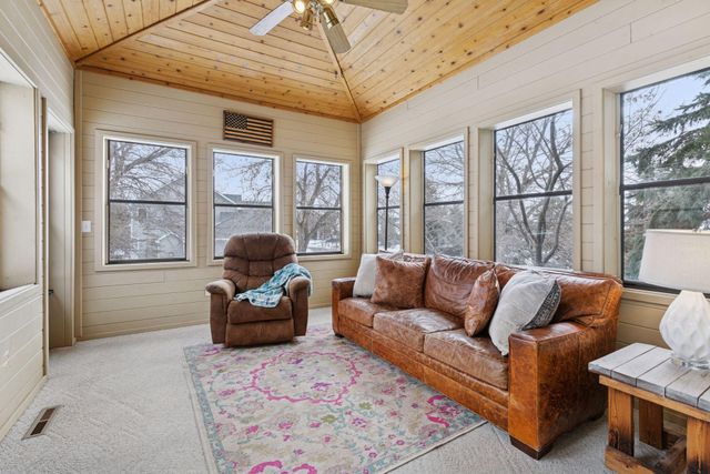 16862 Illinois Avenue, Lakeville, MN 55044