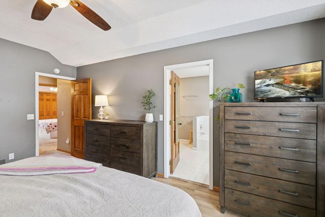 16862 Illinois Avenue, Lakeville, MN 55044