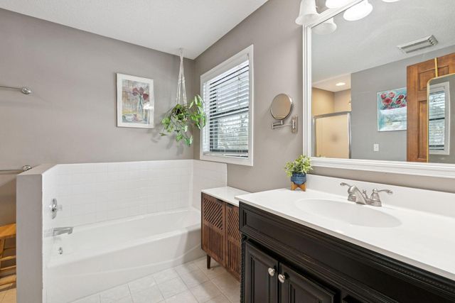 16862 Illinois Avenue, Lakeville, MN 55044