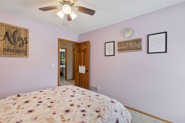 16862 Illinois Avenue, Lakeville, MN 55044