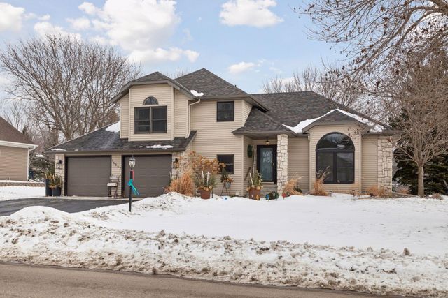 16862 Illinois Avenue, Lakeville, MN 55044