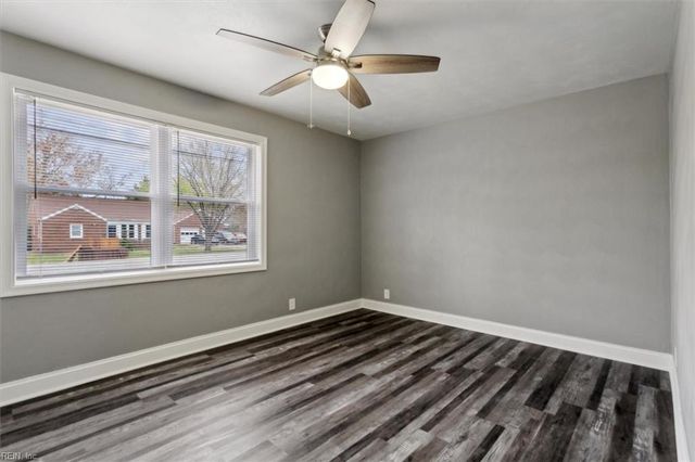 122 Chichester AVE, Hampton, VA 23669