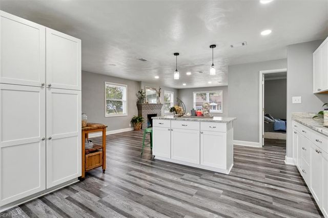 122 Chichester AVE, Hampton, VA 23669