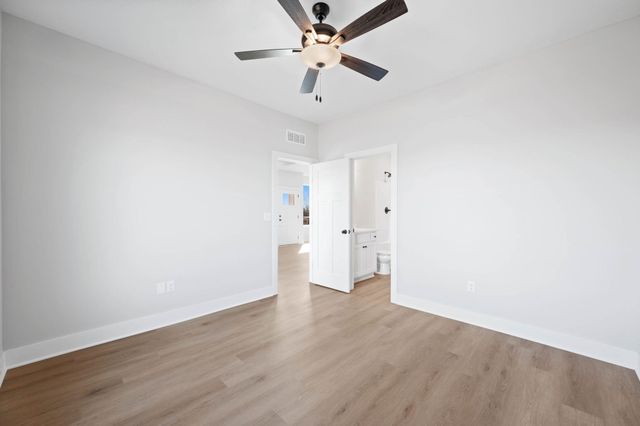 12815 E Willowgreen St, Wichita, KS 67230