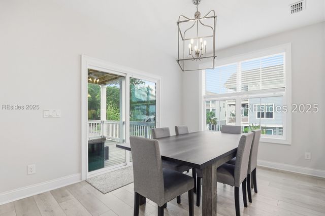 11 Hammock Breeze Way, Hilton Head Island, SC 29926