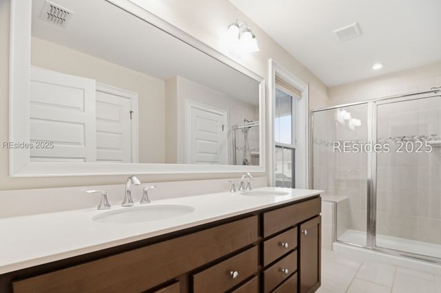 11 Hammock Breeze Way, Hilton Head Island, SC 29926